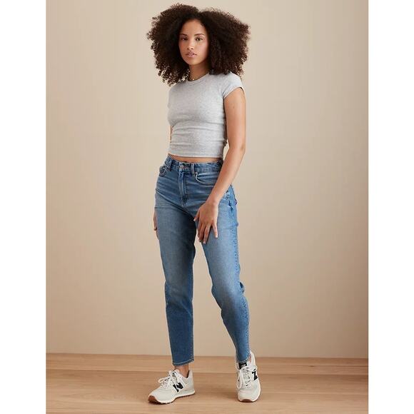 American Eagle Outfitters Denim - American Eagle Outfitters High Rise Mom Jeans Size 12 Long Blue